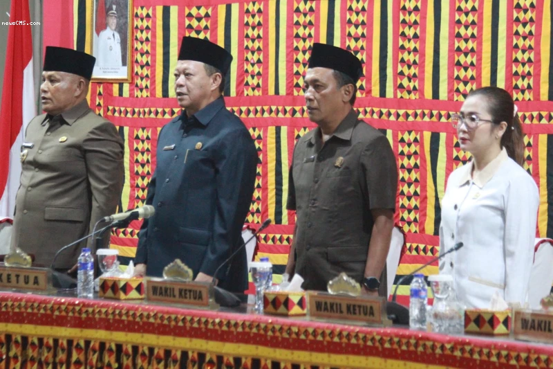 Ketua DPRD Lampung Selatan Hendry Rosyadi Pimpin Rapat Paripurna